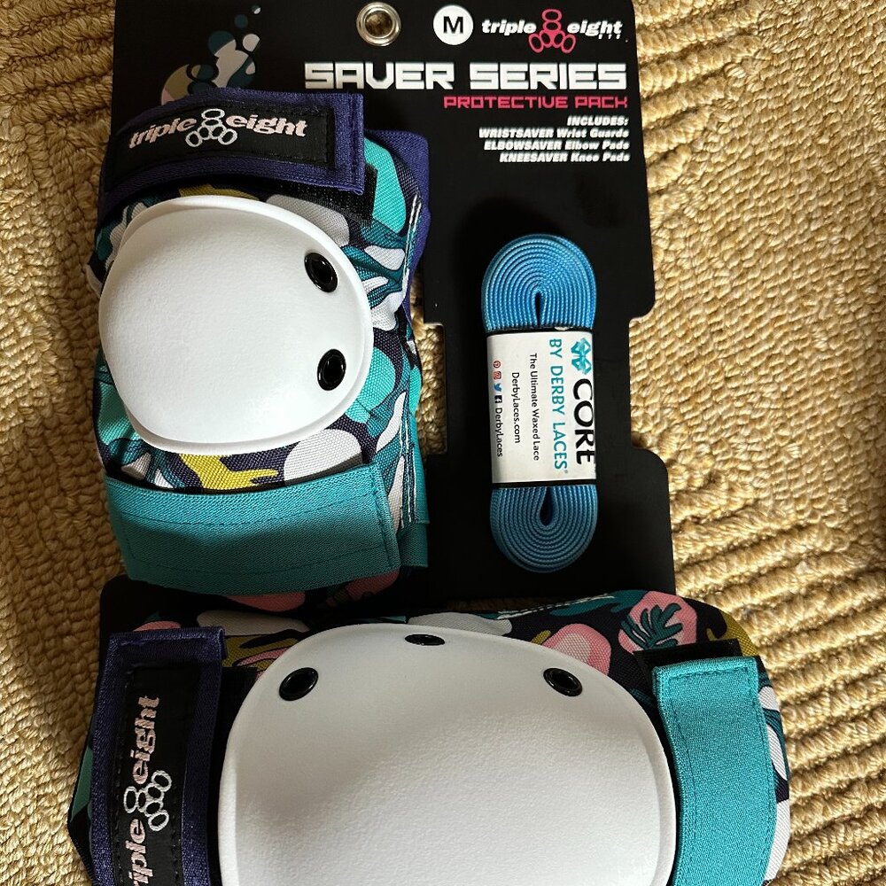 Brand New Triple 8 Elbow & Knee Pads + New Derby Laces NWT size medium